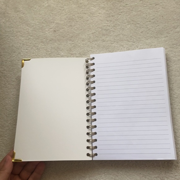 NWT Novelty spiral Notebook - Picture 4 of 7